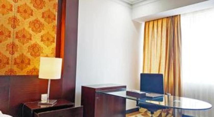 Grand Basko Hotel Padang Kültér fotó