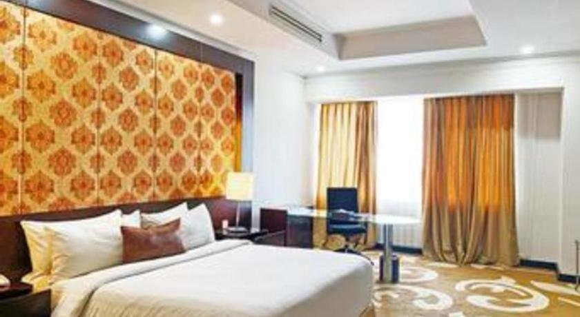 Grand Basko Hotel Padang Kültér fotó